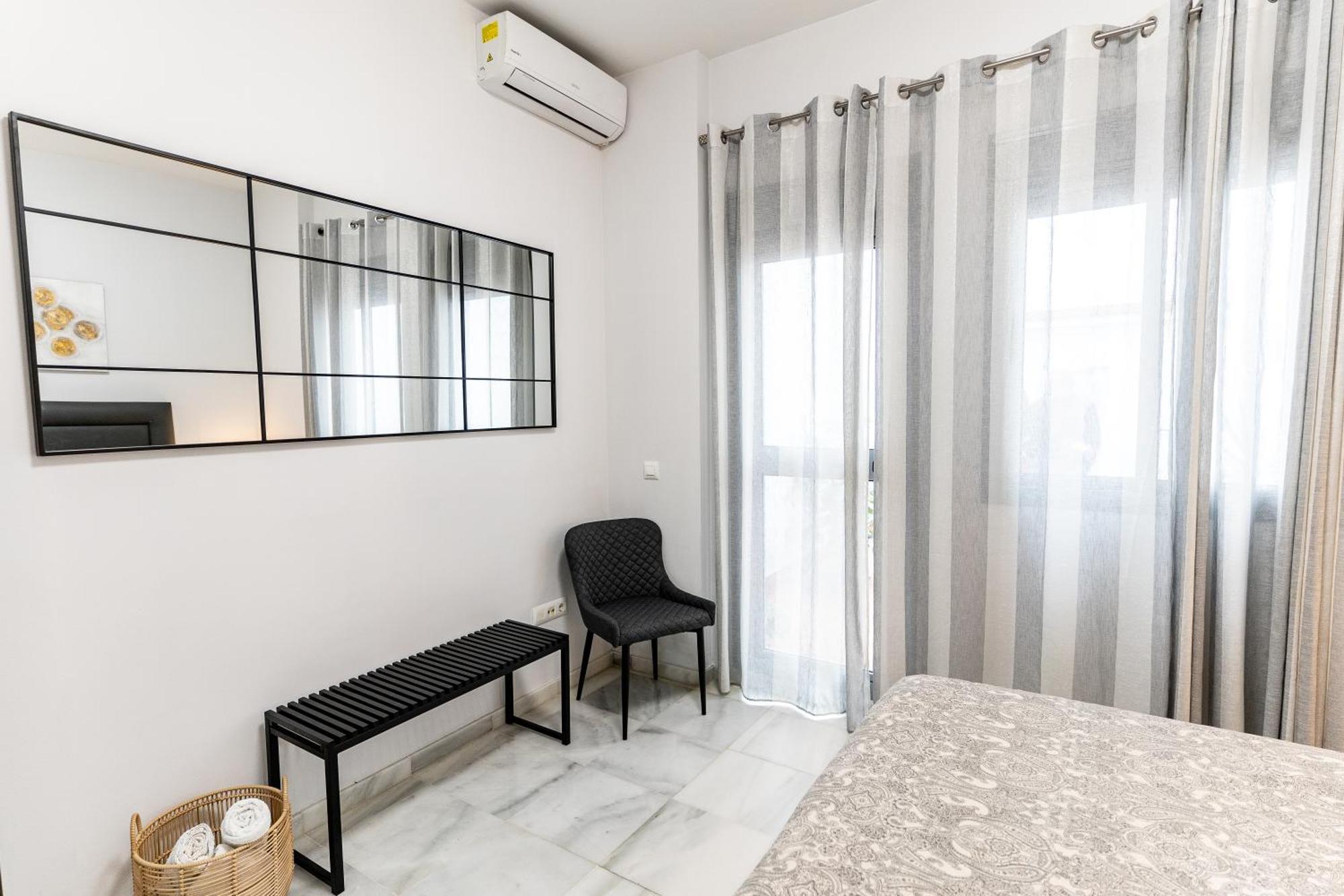 Appartement Triana Deluxe Con Patio Privado *